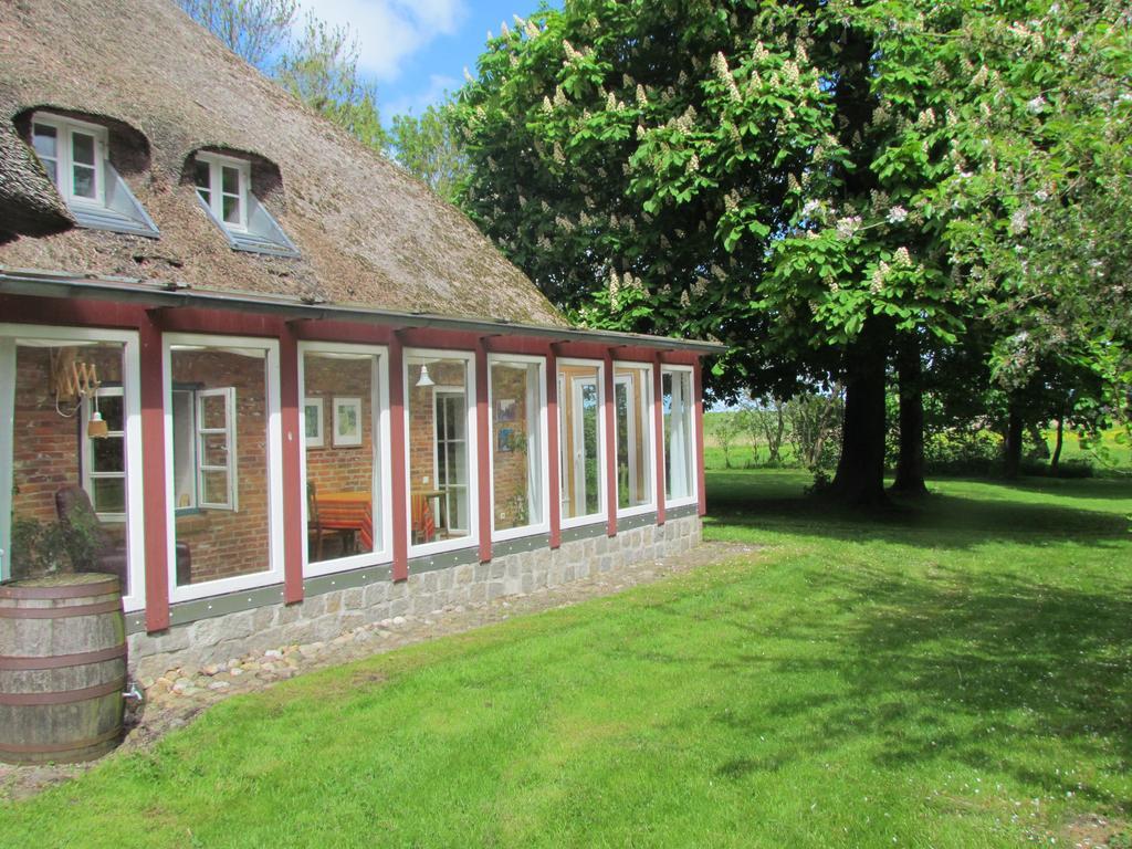 Historischer Davidshof - Mit Dem Rad Die Nordseehalbinsel Erkunden Oldenswort Экстерьер фото